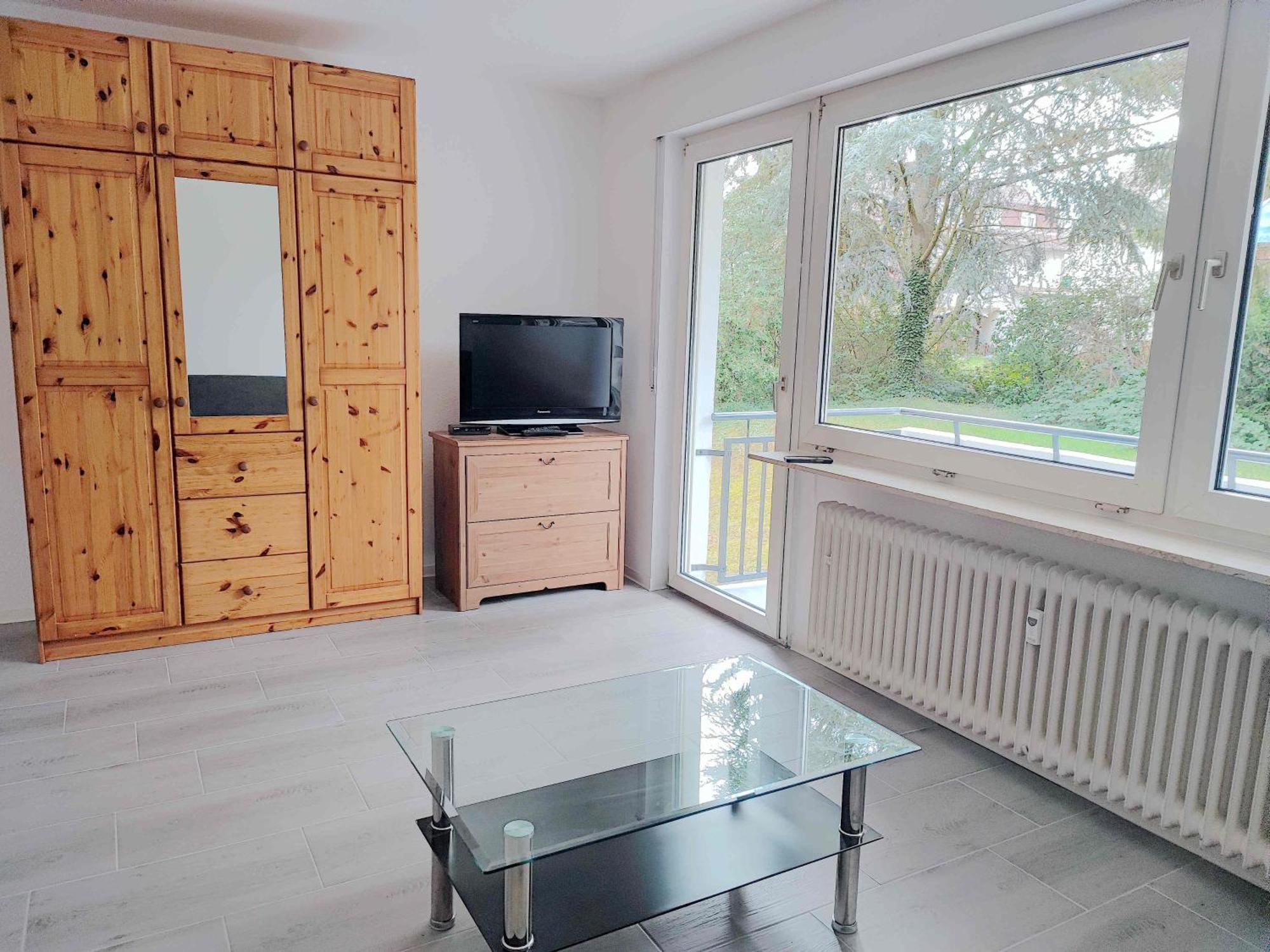 Schoene 90 Uni Nah Apartment *